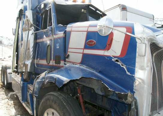 1992 Peterbuilt 377 for salvage